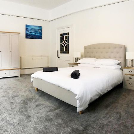 בורנמות' Summer Breeze. 3-Bed Apartment Close To The Beach מראה חיצוני תמונה