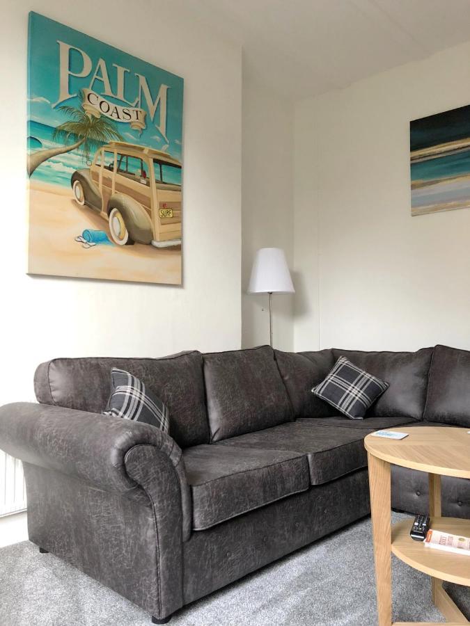 בורנמות' Summer Breeze. 3-Bed Apartment Close To The Beach מראה חיצוני תמונה
